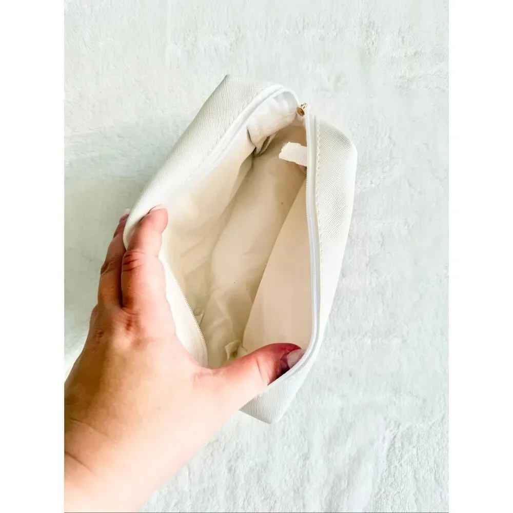 MRS - white makeup zip up travel bags - bridal/bride to be